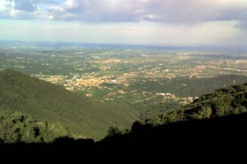 Vista sulla pianura canavesana (Cuorgnè, Ivrea, Rivarolo, ...)